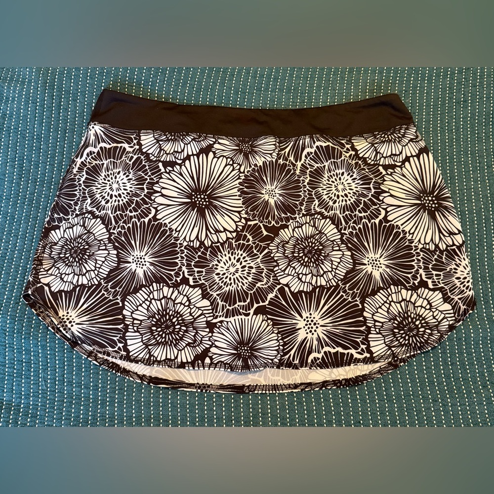 Rabbit Running Skort